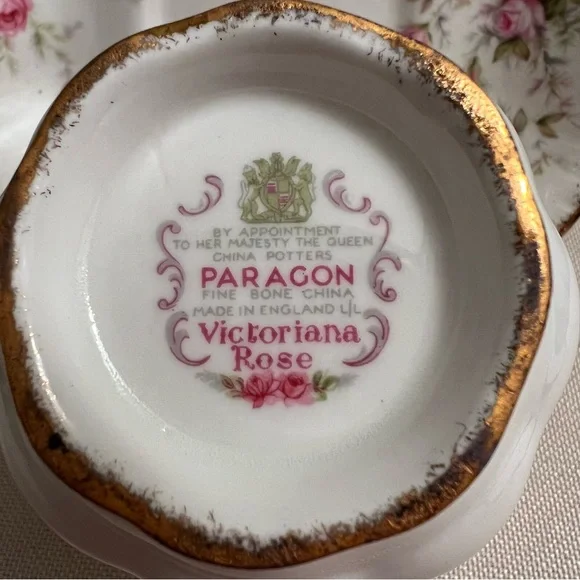 PARAGON “Victoriano Rose” Cup & Saucer - Picture 2 of 2